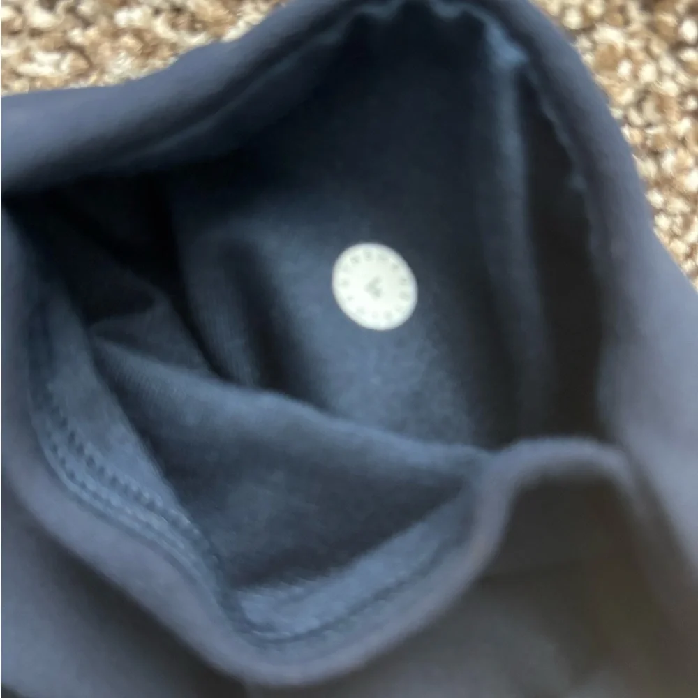 Lululemon Align Joggers - Picture 3 of 3